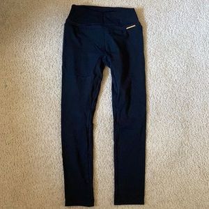 Whitney Simmons Gymshark leggings version 1